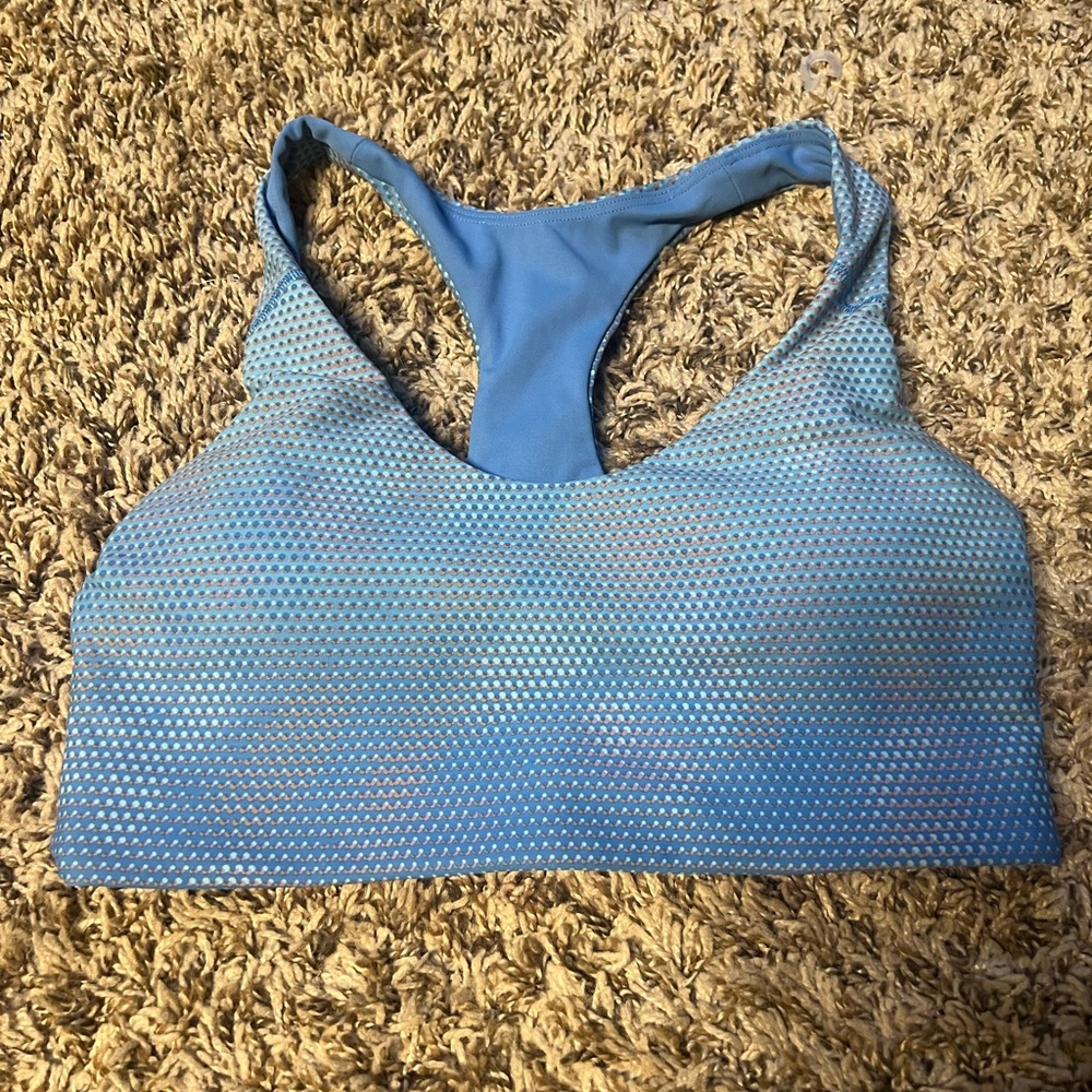 Old Navy Powersoft Racerback Sports Bra - Picture 2 of 4